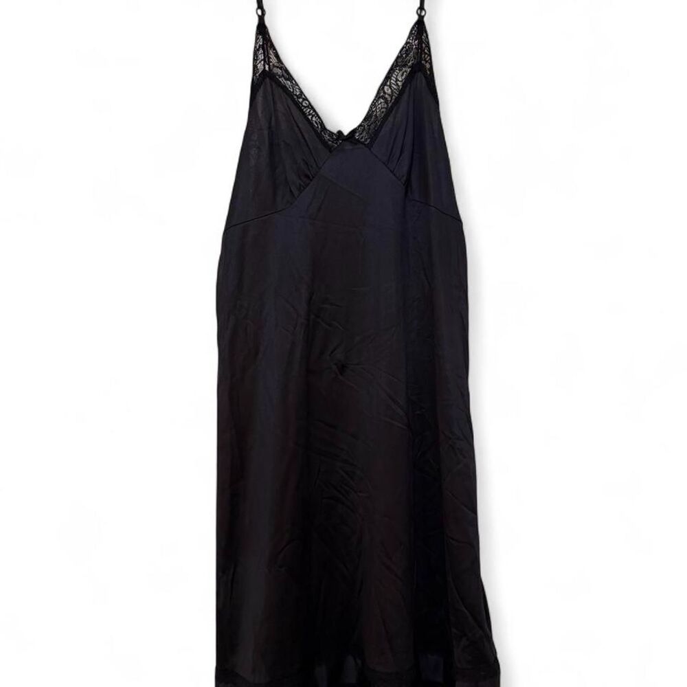 Adonna Women's Black and Navy Dress